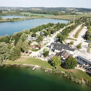 Seehaus - - Schlaffässer - Biergarten - Hotel